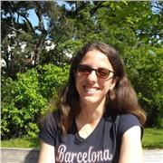 Englisch-Nachhilfelehrerin auf der Suche nach Kindern, denen sie bei der Schularbeitsvorbereitung und den Hausaufgaben helfen kann